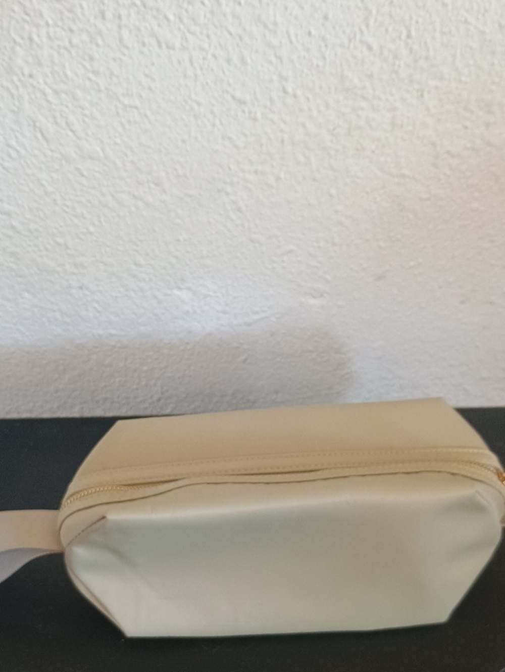 Burberry Toiletry Bag - Picture 5 of 8